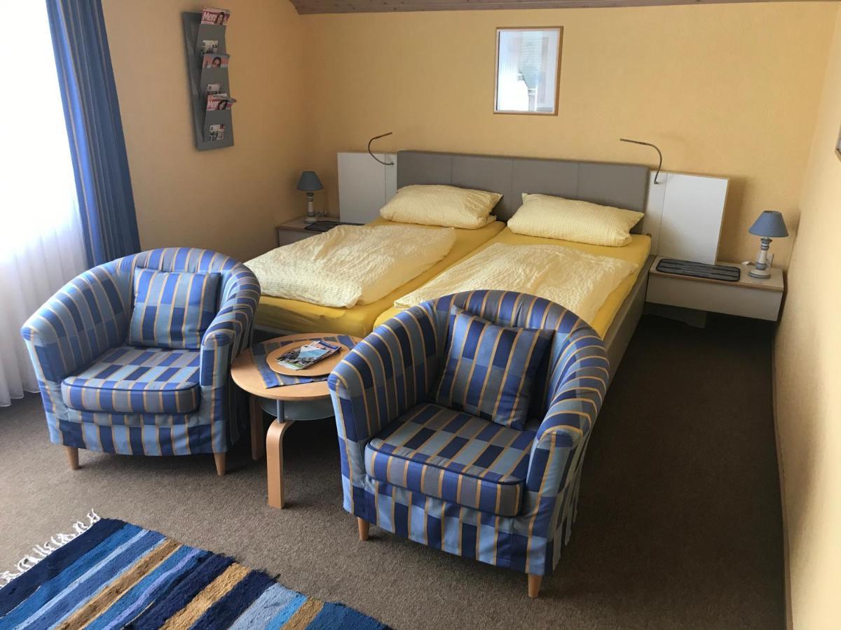 Pension-Ferienwohnung Liesbachtal Direkt Am Waldrand Bayerische Rhoen Schönau an der Brend Exteriör bild