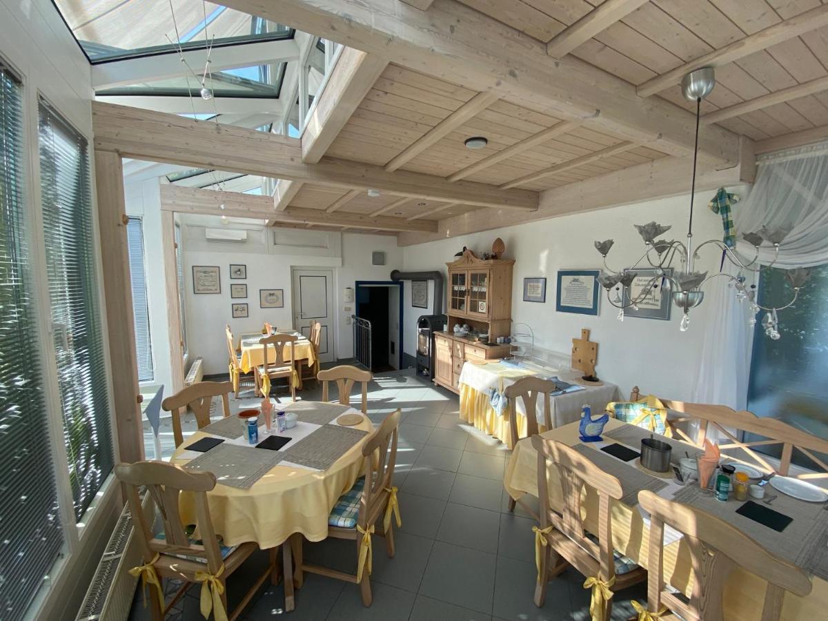 Pension-Ferienwohnung Liesbachtal Direkt Am Waldrand Bayerische Rhoen Schönau an der Brend Exteriör bild